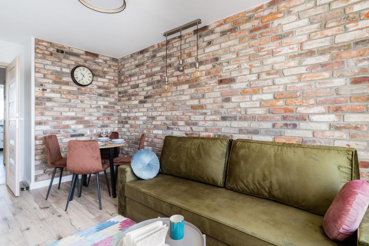 Stylish Apartment Near Wroclavia For 4 Guests By Noclegi Renters Вроцлав Екстер'єр фото