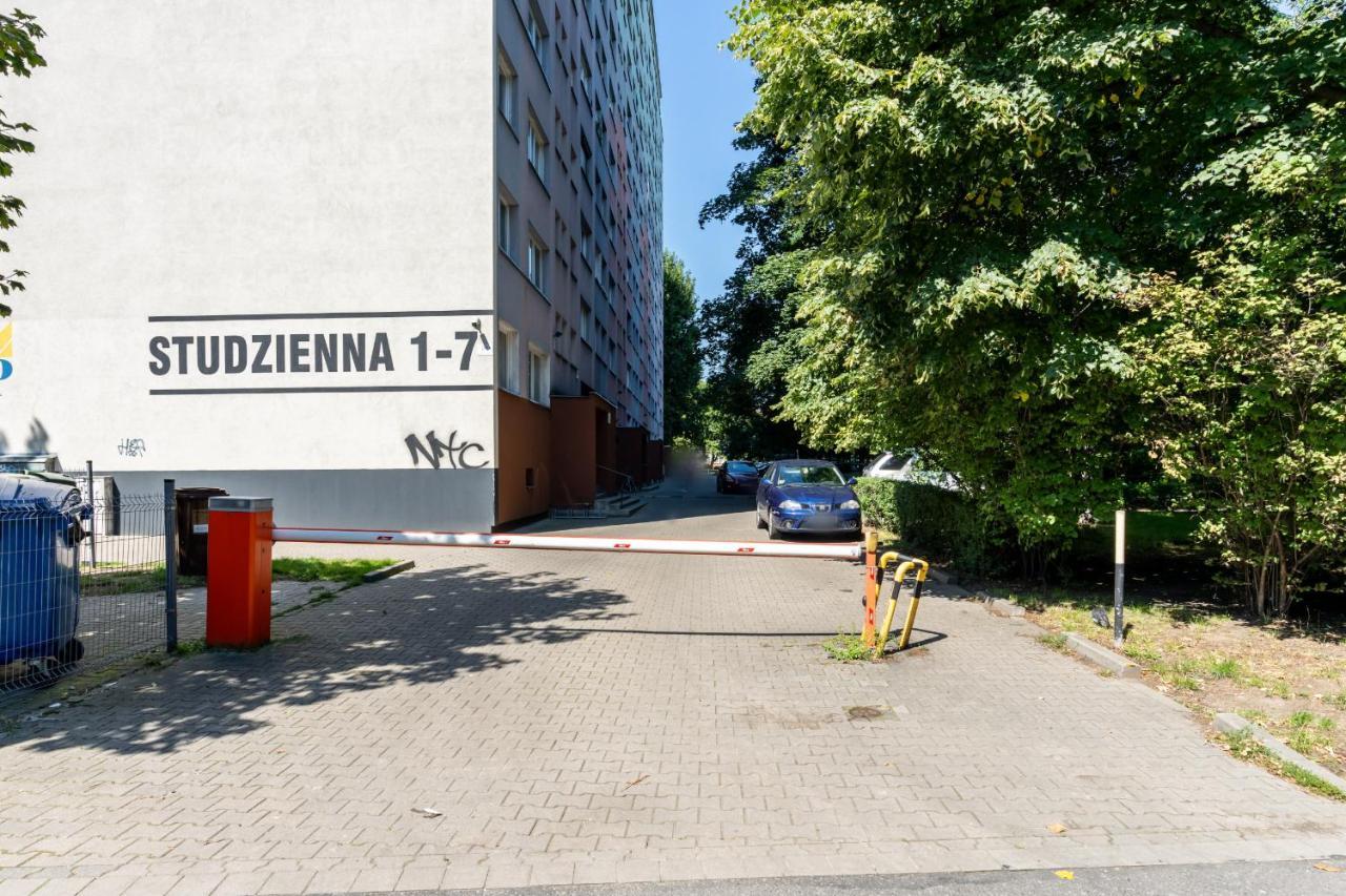 Stylish Apartment Near Wroclavia For 4 Guests By Noclegi Renters Вроцлав Екстер'єр фото